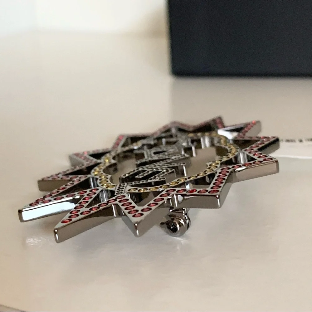 Chanel Large Bam Pow 💥 Brooch pin - Picture 12 of 16